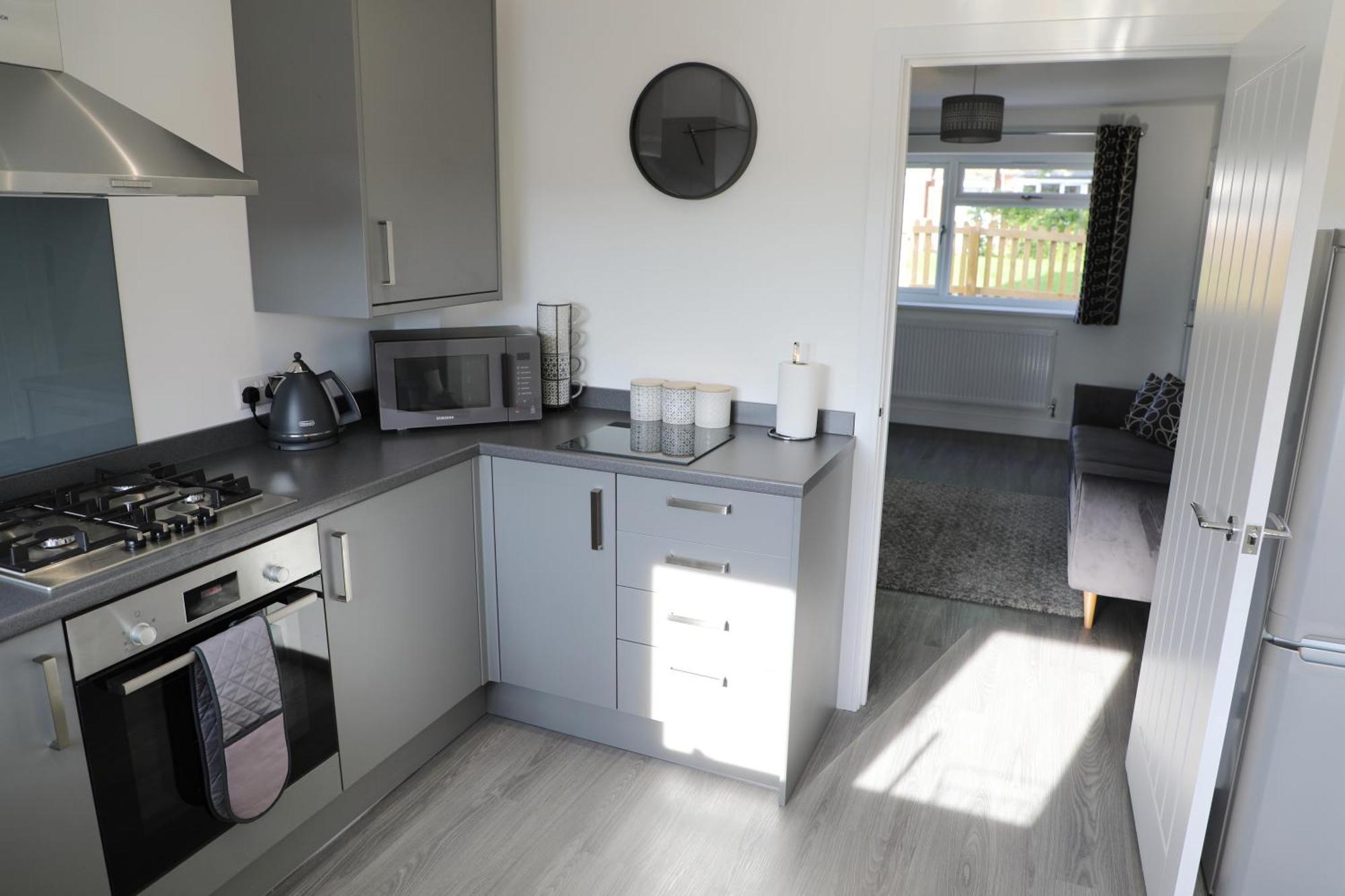 Modern, Two Double Bedroom House With Free Parking เชปสโตว์ ภายนอก รูปภาพ